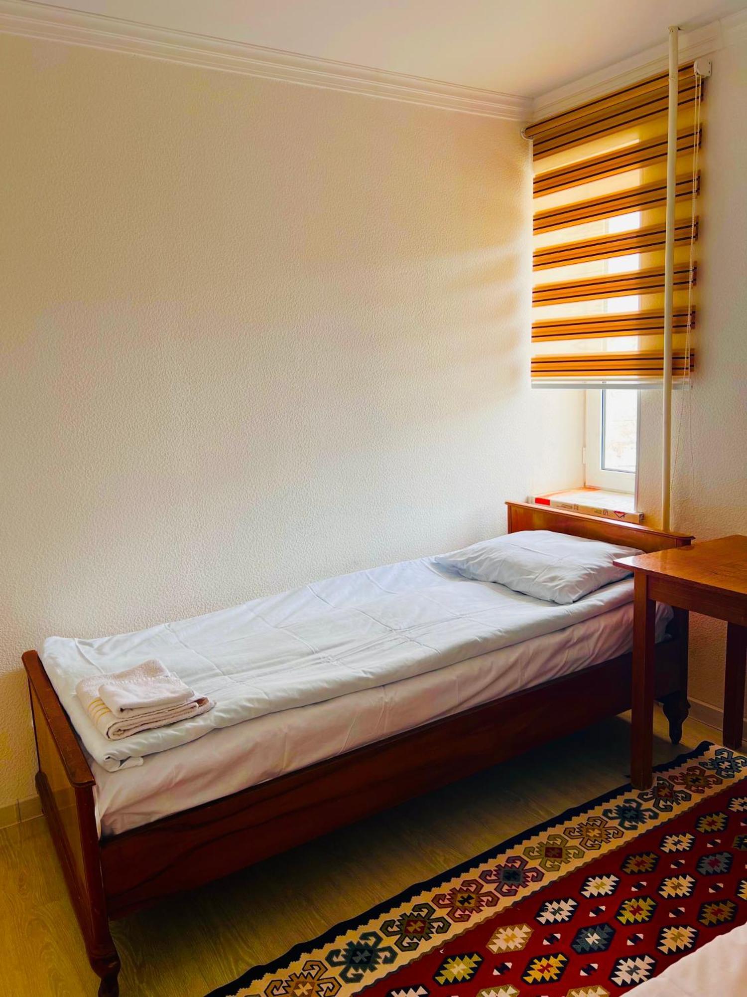 Tumar Guest House Naryn Экстерьер фото