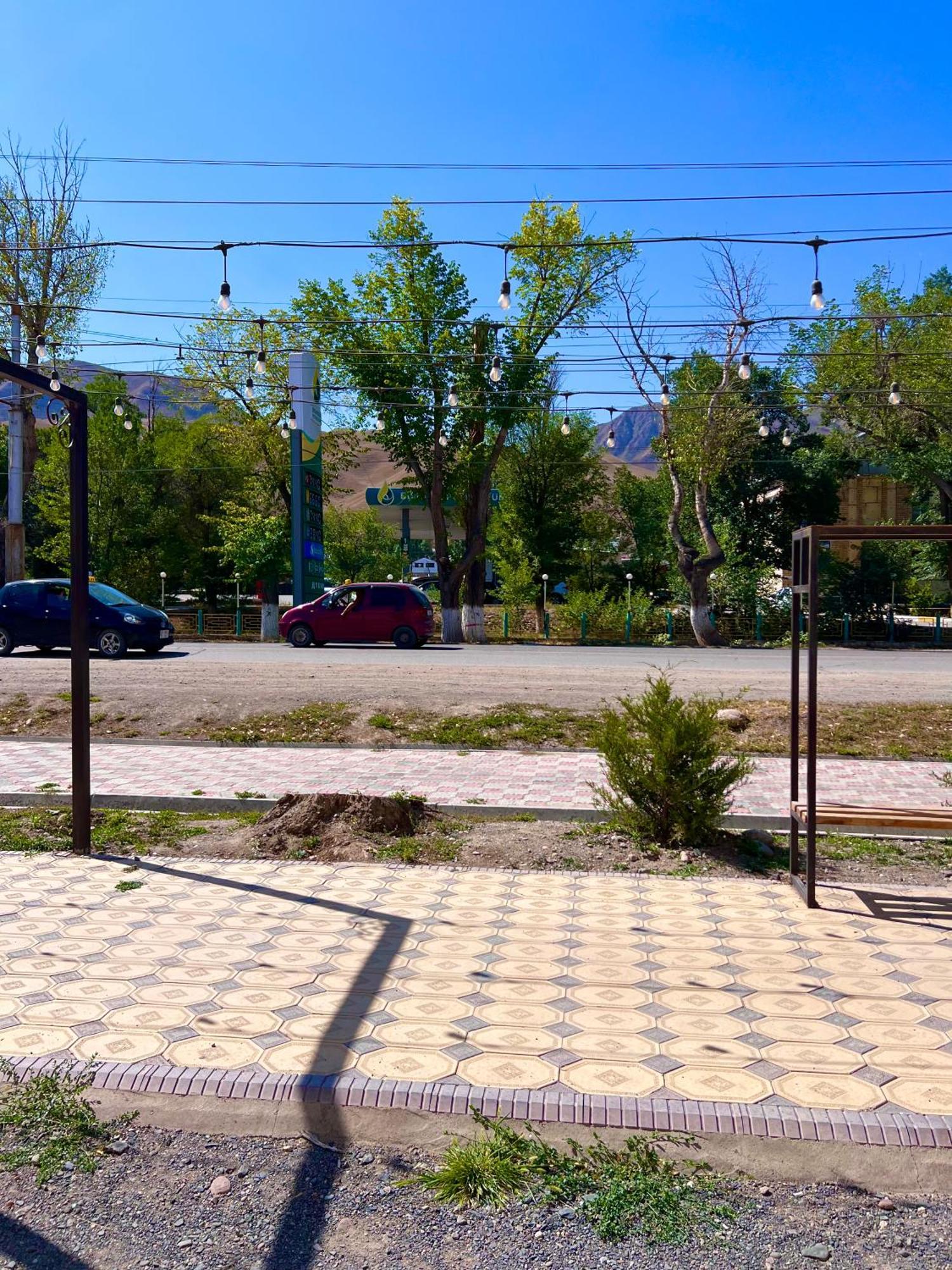 Tumar Guest House Naryn Экстерьер фото